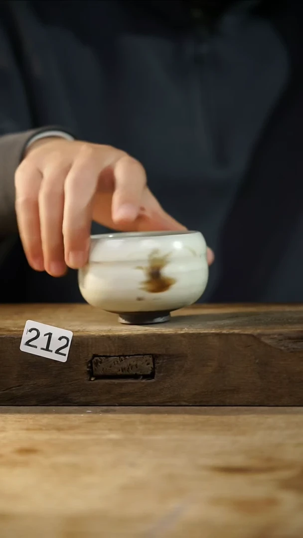 瓷片开播福利！！不顾一切之落单福利！！粉引铁绘系列