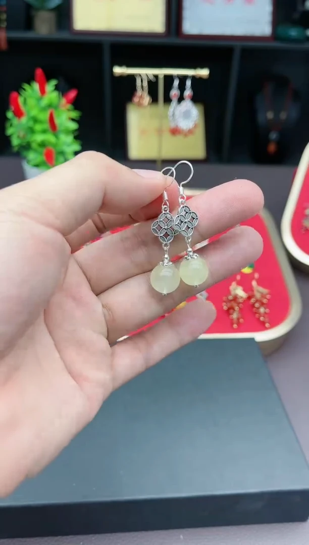 【闪购商品】玛瑙/玉髓耳钉银S925镶嵌323000