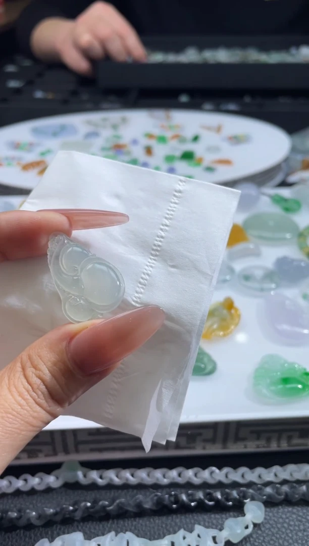 【闪购商品】定制翡翠未镶嵌翡翠