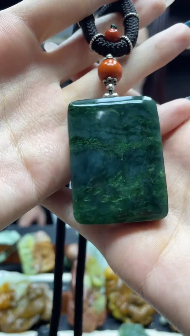 颈饰未镶嵌和田玉多样性发*货拍一发一