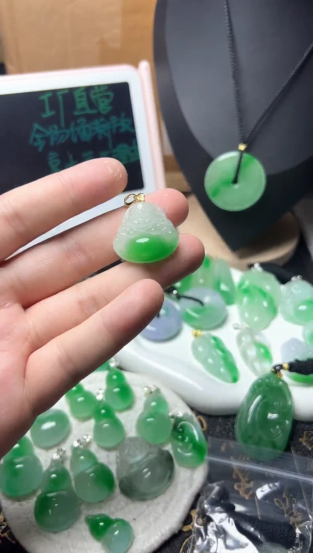 颈饰未镶嵌翡翠所见即所得，一图一物