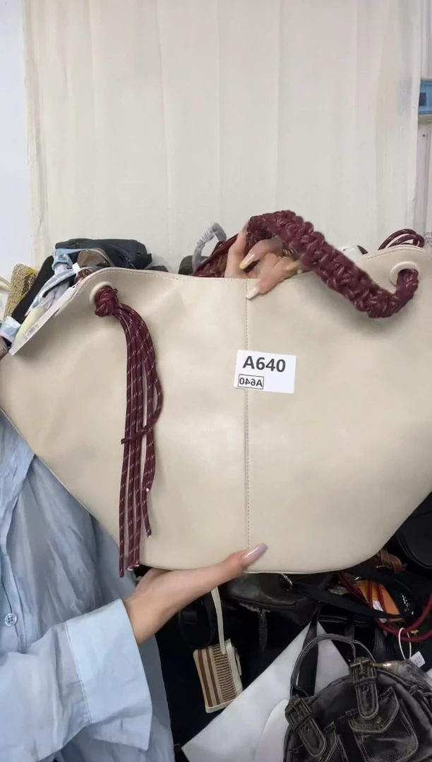 PU640包你看过瘾包包