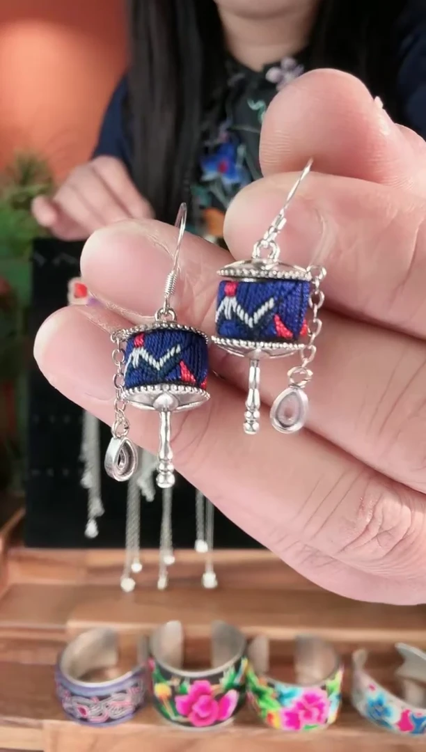 织绣非遗刺绣饰品耳环35