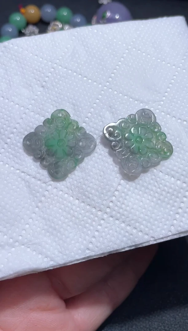 未镶嵌翡翠耳饰5