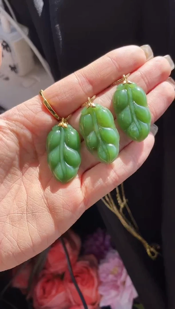 【闪购商品】和田玉吊坠18K金镶嵌36MM 多样性发一Z