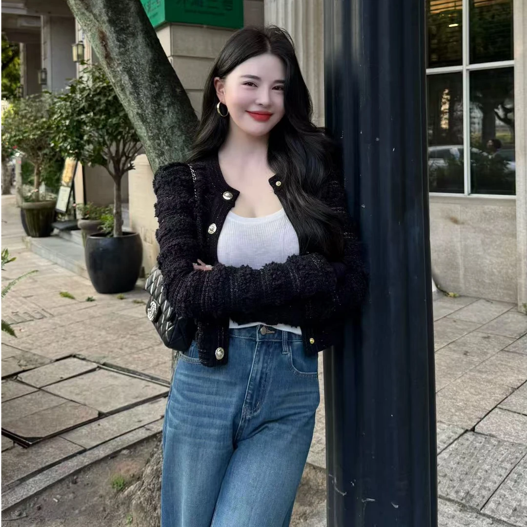 气质时尚垫肩小女人纽扣外套（现货） 显瘦气质时尚垫肩纽扣外套