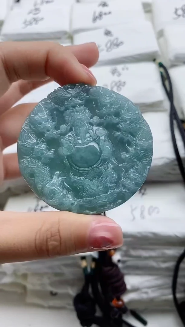 颈饰未镶嵌翡翠8