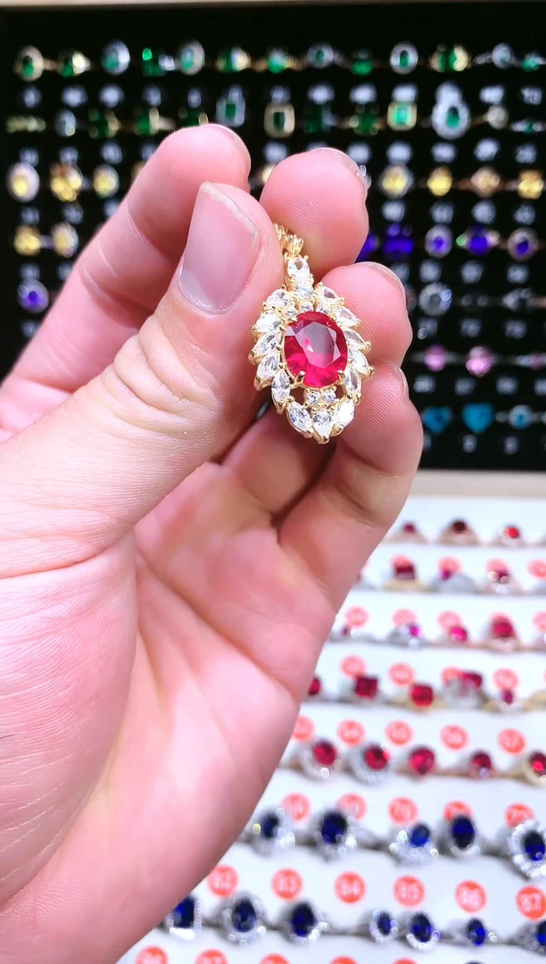 【闪购商品】红宝石吊坠(赠链)银S925镶嵌111111