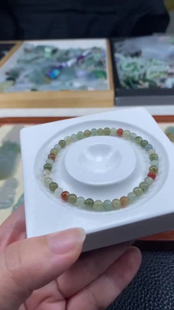 【闪购商品】翡翠挂件未镶嵌手串