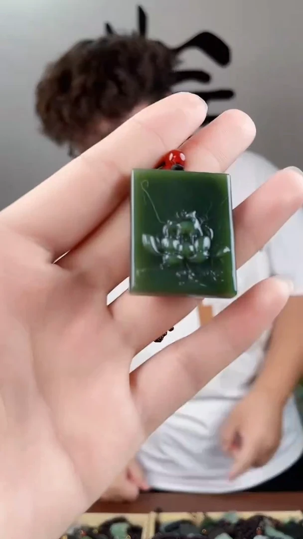 和田玉未镶嵌颈饰拍一发一，多样性发货