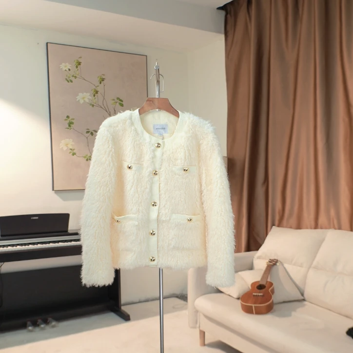 D118 小香风款颗粒绒面外套女 30896