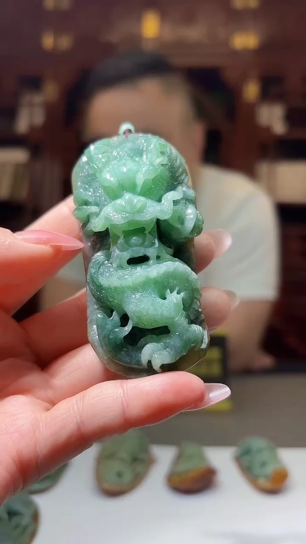 【闪购商品】定制翡翠未镶嵌0217/Y/龙