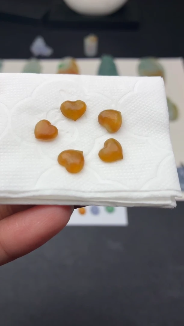 未镶嵌定制翡翠