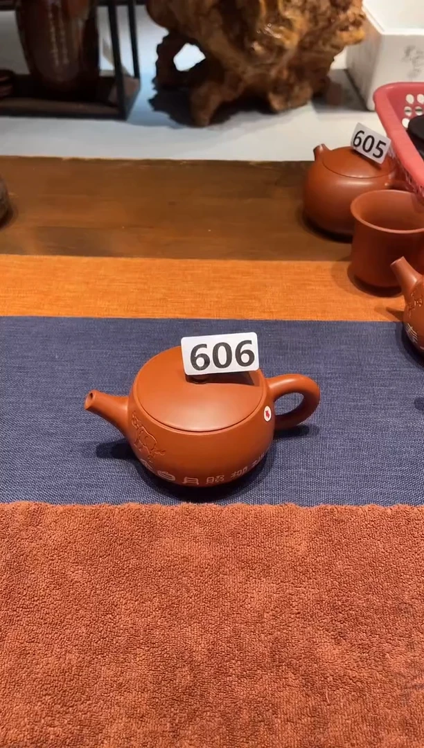 烟*客建水紫陶单壶瑕疵放漏/606