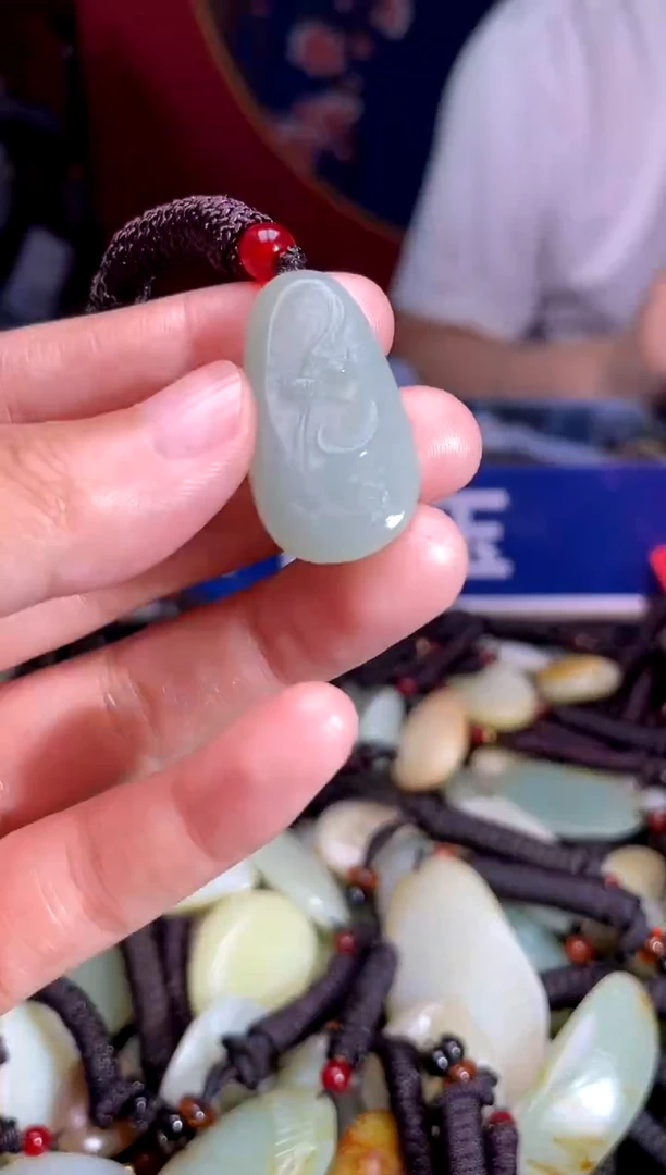 和田玉未镶嵌挂件1