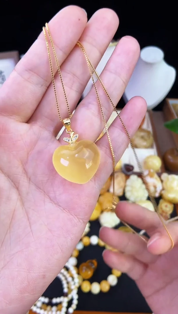 琥珀未镶嵌珠宝奇石柒月