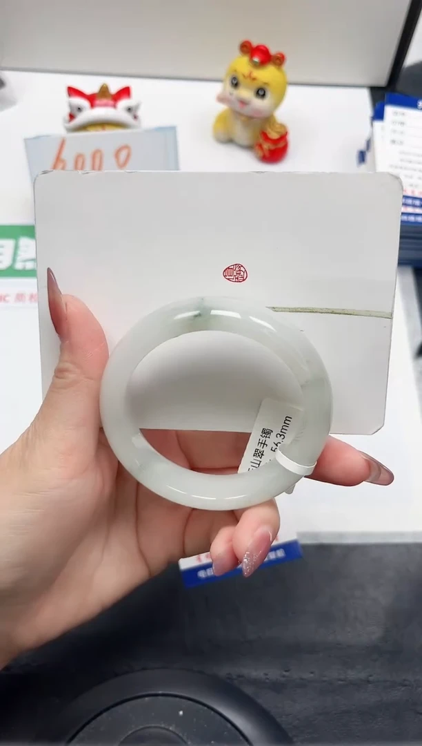 【闪购商品】石英质玉手镯未镶嵌56-56