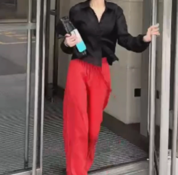 2025春季新款网红同款洋气气质韩版潮流衬衫外搭裤子乖oos