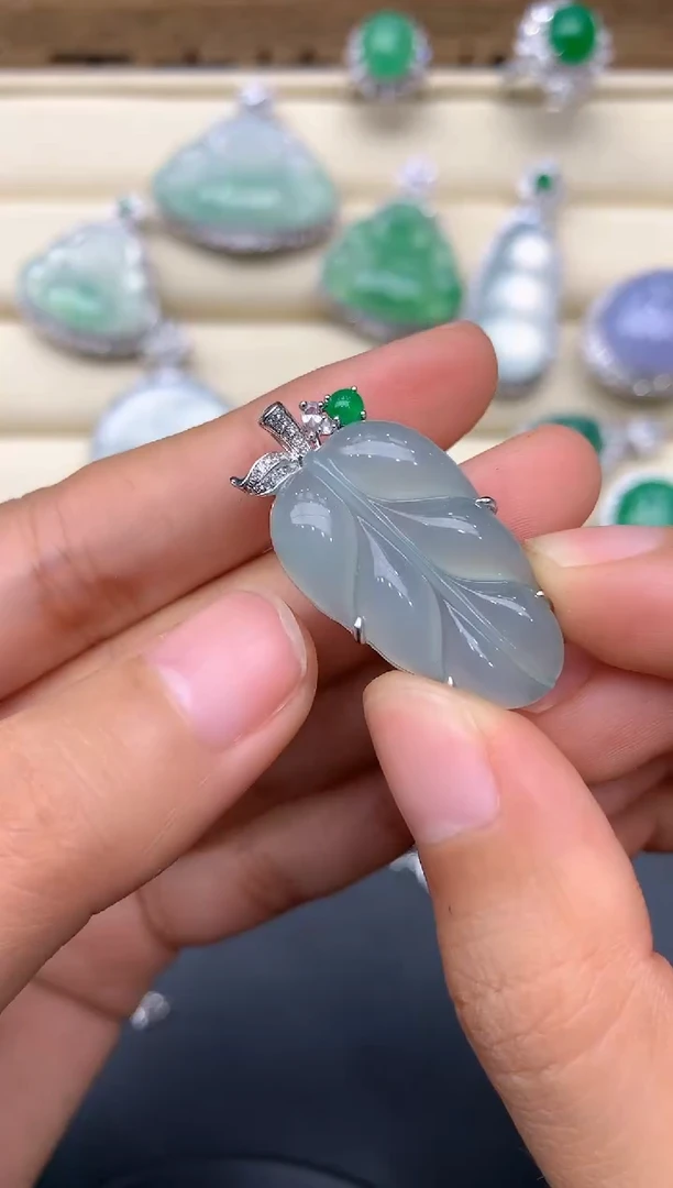 【闪购商品】翡翠颈饰18K金镶嵌199-中国好珍宝