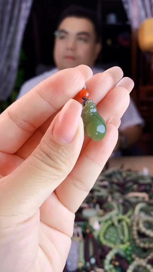未镶嵌和田玉挂件多样性发货拍一发一