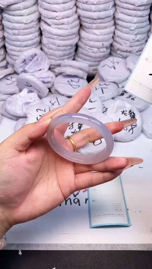 手镯玛瑙/玉髓未镶嵌777