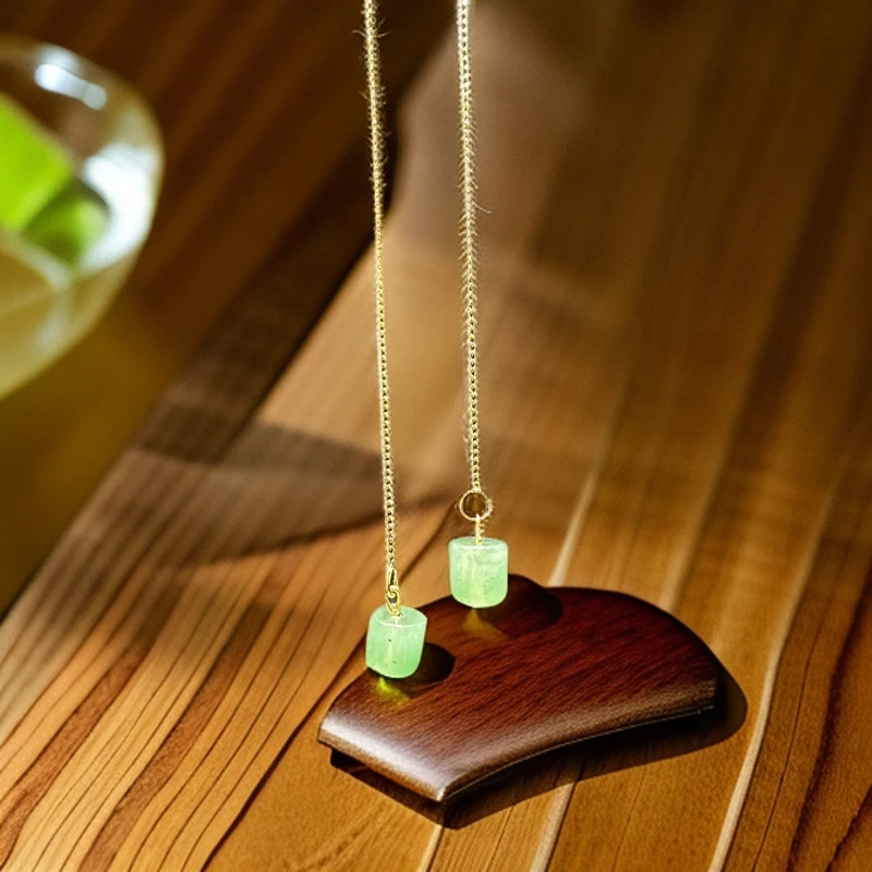 <翠翠心>系列天然5A级非洲翠高冰透设计款耳线时尚轻奢新中式百搭