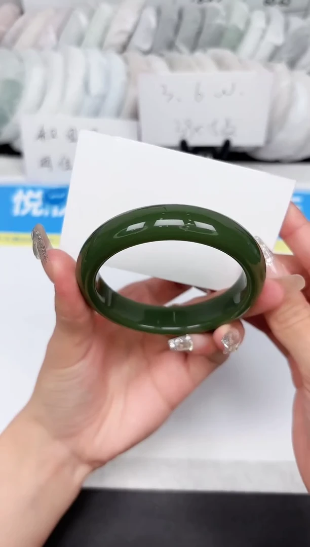 石英质玉手镯未镶嵌372-56.4