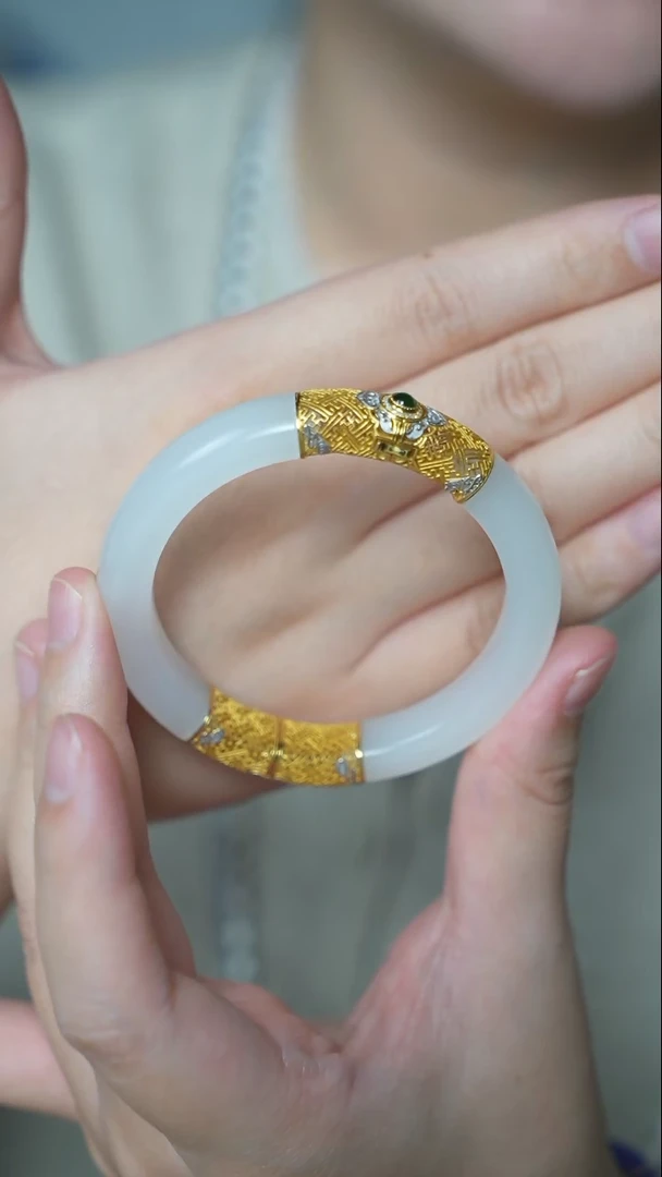 【闪购商品】和田玉手镯18K金镶嵌AA/苏工和田玉开口手镯