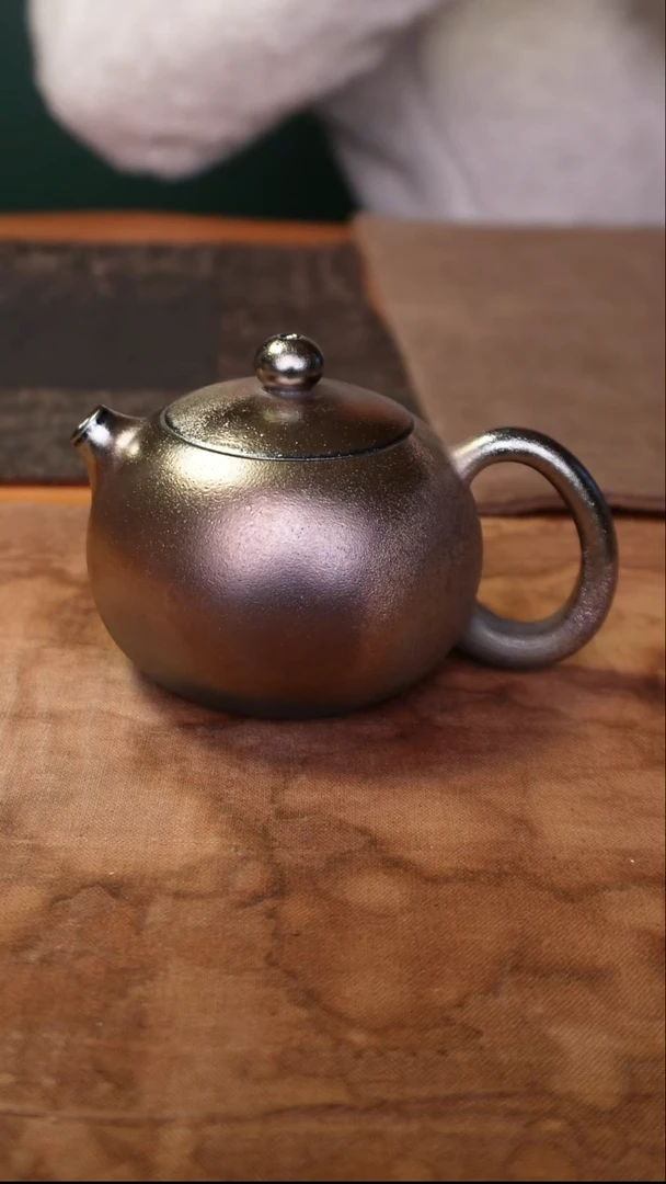 220号器韵堂玄铁幻彩西施壶