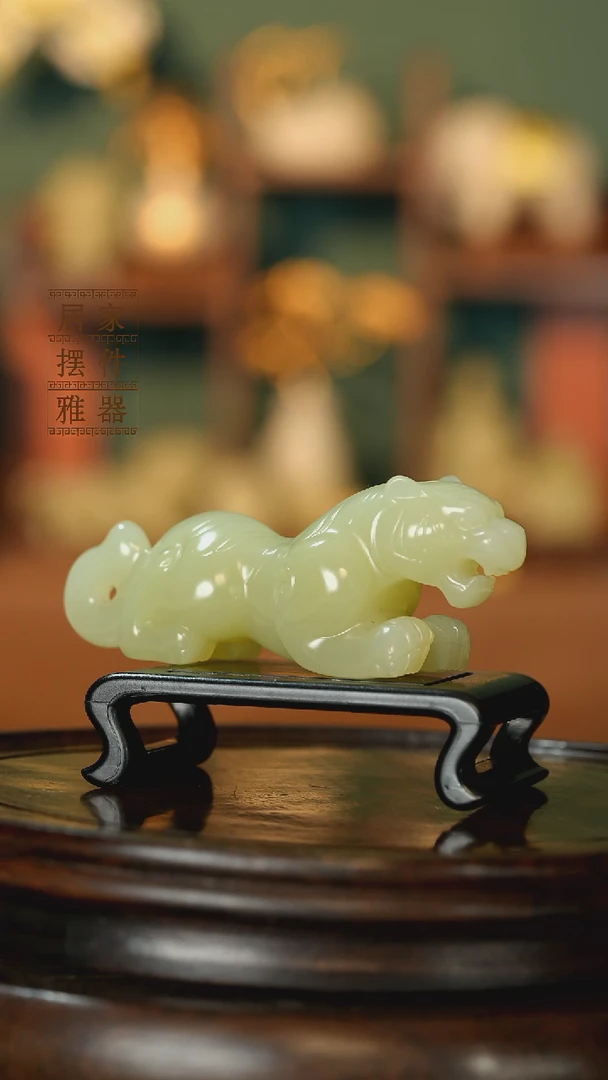 玉《伏虎摆件》摆件
