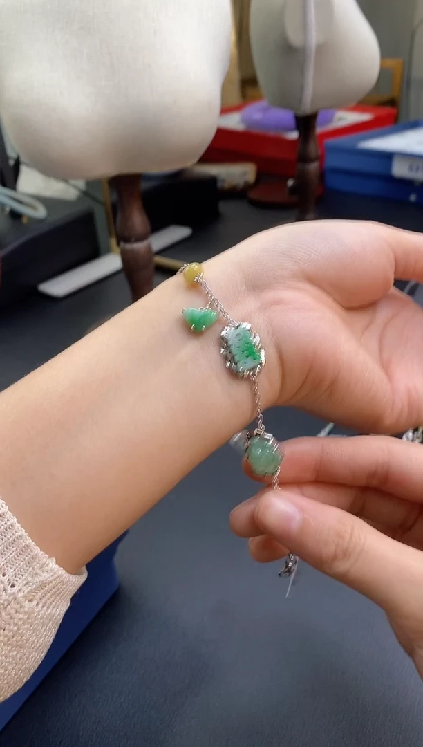 颈饰银S925镶嵌翡翠14026