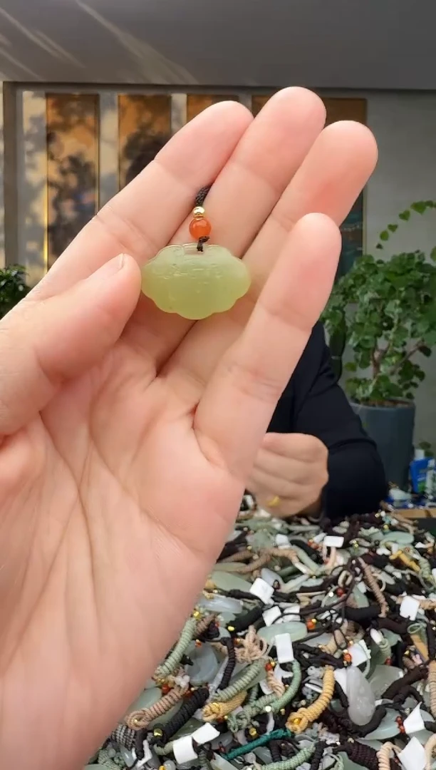 未镶嵌和田玉挂件拍一发一多样性发货