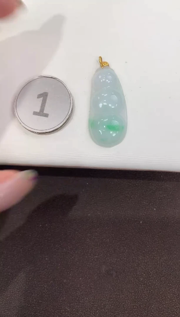 颈饰18K金镶嵌翡翠天然缅甸A货翡翠