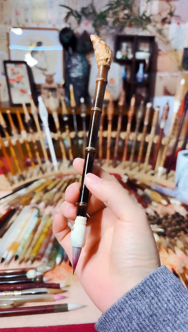 闪3 紫竹根牛角笔杆三花彩毛出锋2.4（清水试笔）