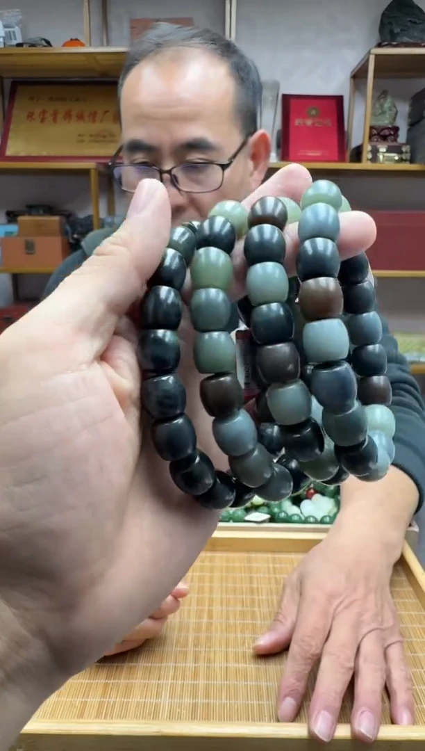 未镶嵌手链和田玉12青花多样性发货·拍一发一