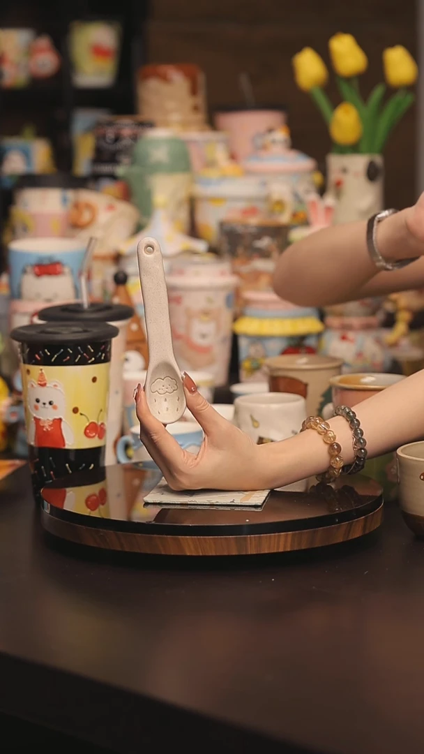 随机景德镇釉下彩绘设计师款式陶瓷