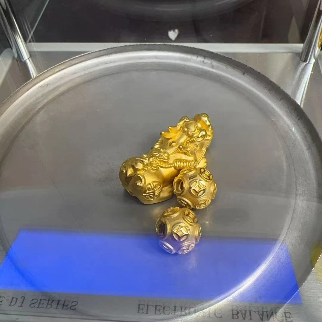 7.59g足金999貔貅金珠2
