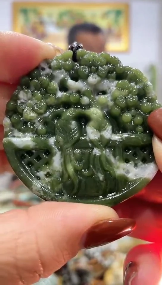 未镶嵌岫玉挂件
