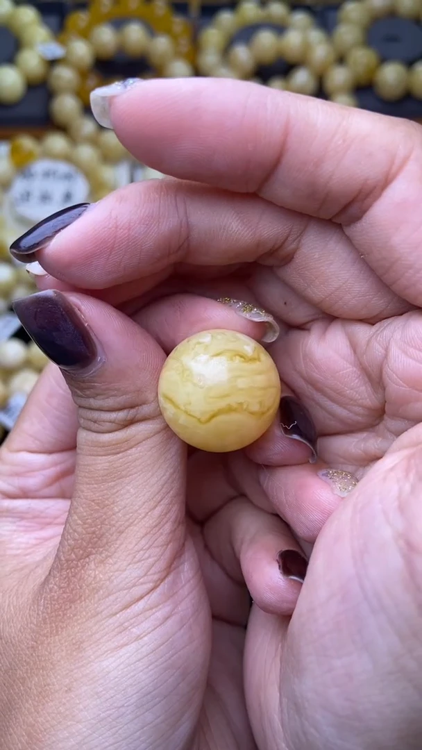 裸石琥珀未镶嵌星筠珠宝16