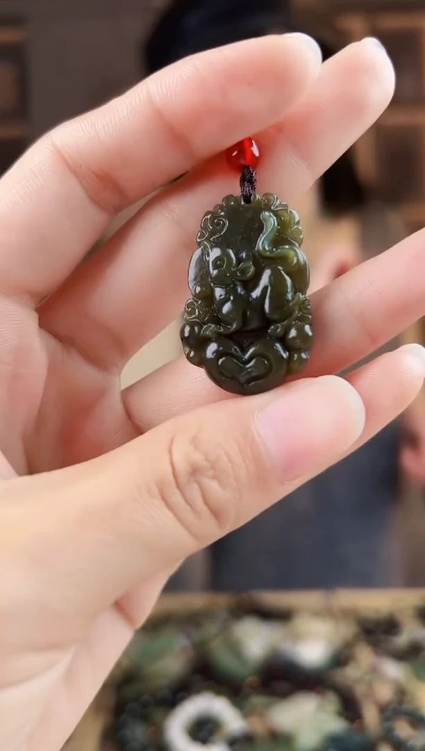 颈饰未镶嵌和田玉拍一发一，多样性发货