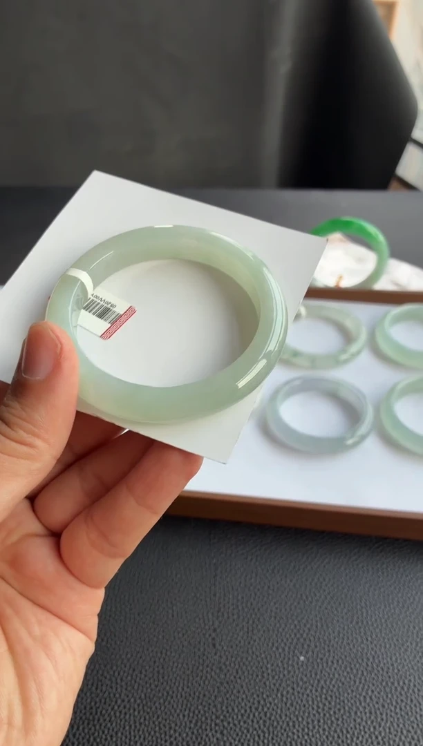 未镶嵌手镯翡翠20号55.8*10.1*9.4正圈