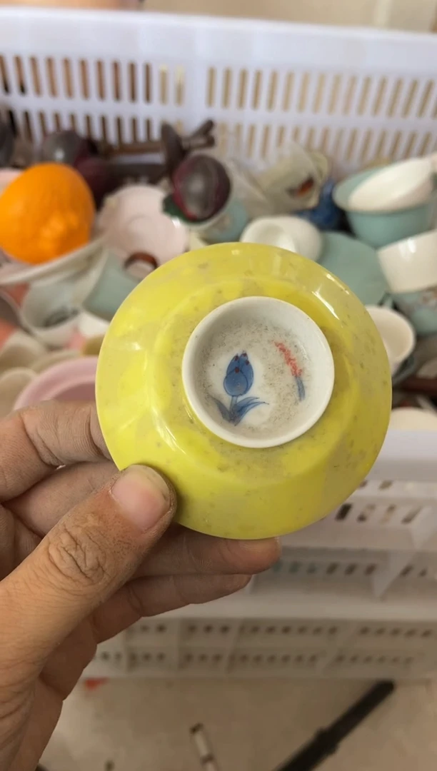 无运费险有瑕疵的摄影的产品有使用过的痕迹有点脏介意勿拍