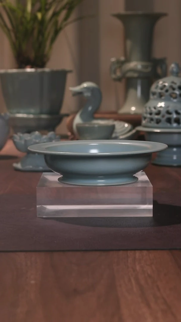 板沿盘··········