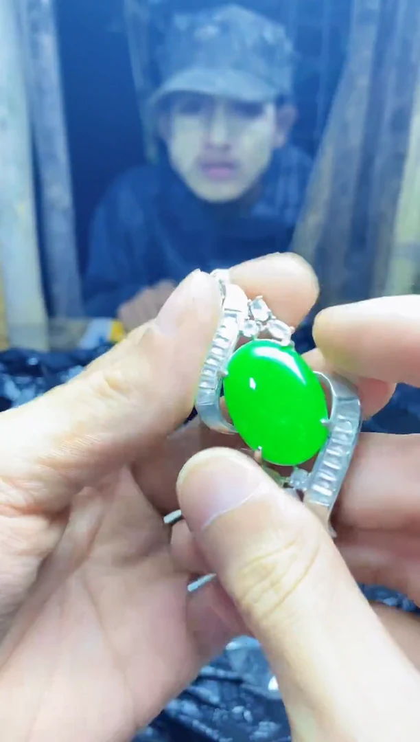 满色吊坠 所见即所得！