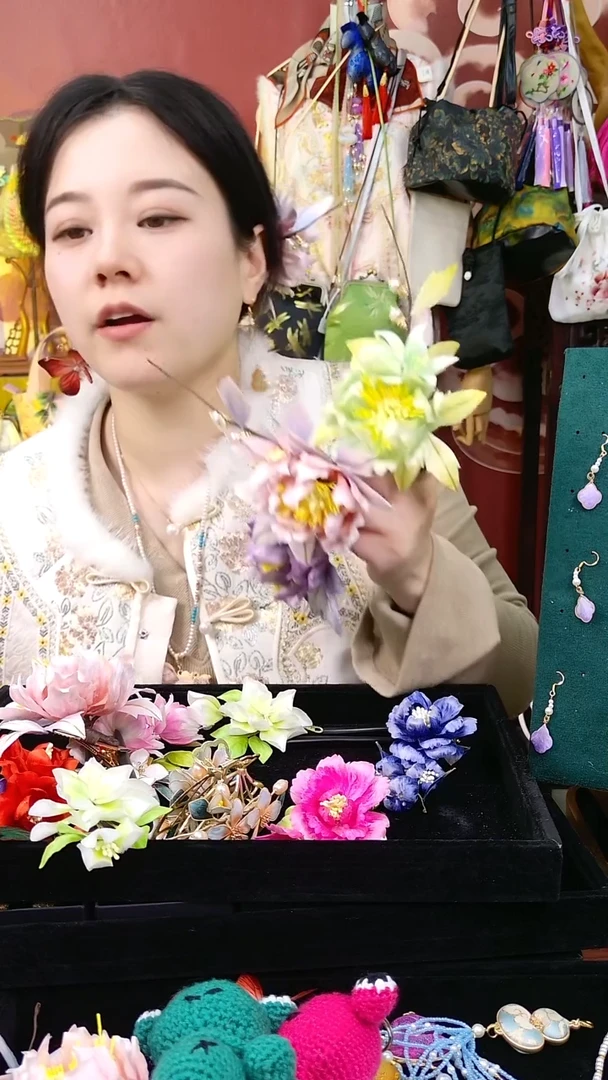 纯铜合金琉璃非遗绒花耳钩