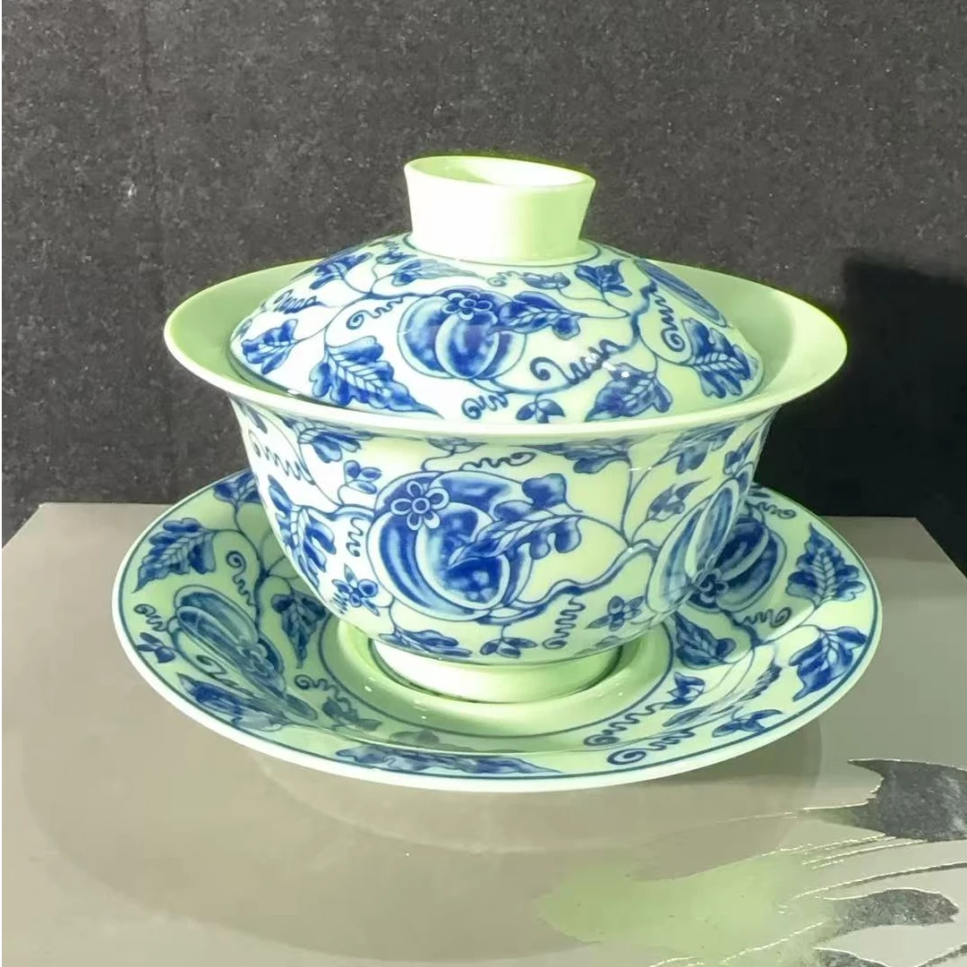 B592景德镇制陶瓷三才盖碗一件