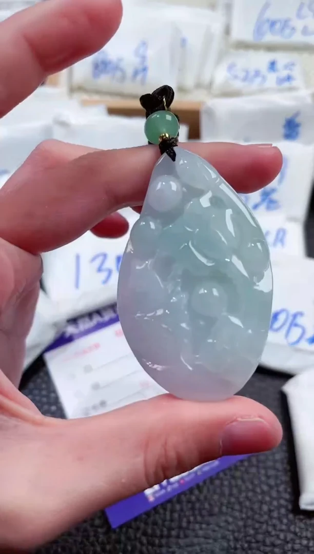 【闪购商品】翡翠颈饰未镶嵌00000711