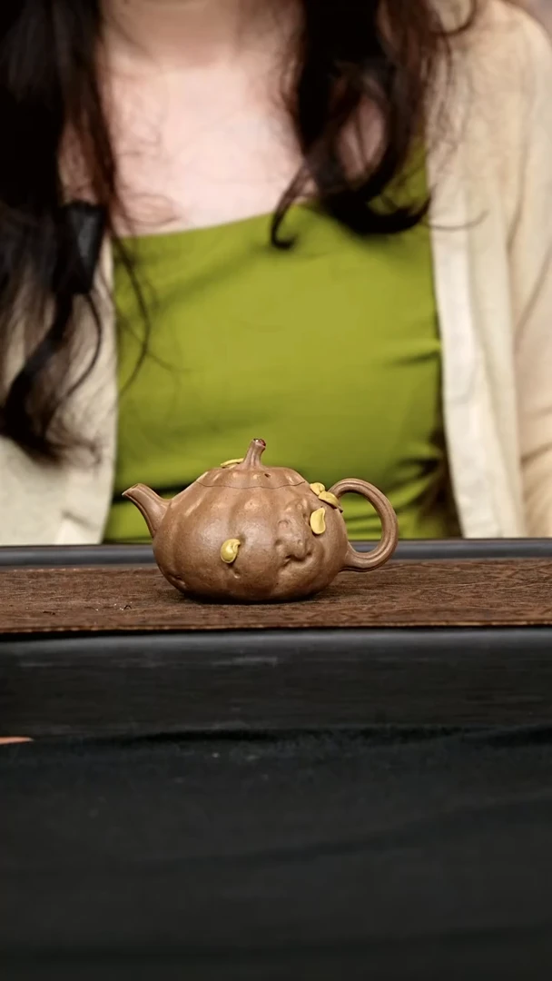茶壶紫砂南瓜壶 一物见春