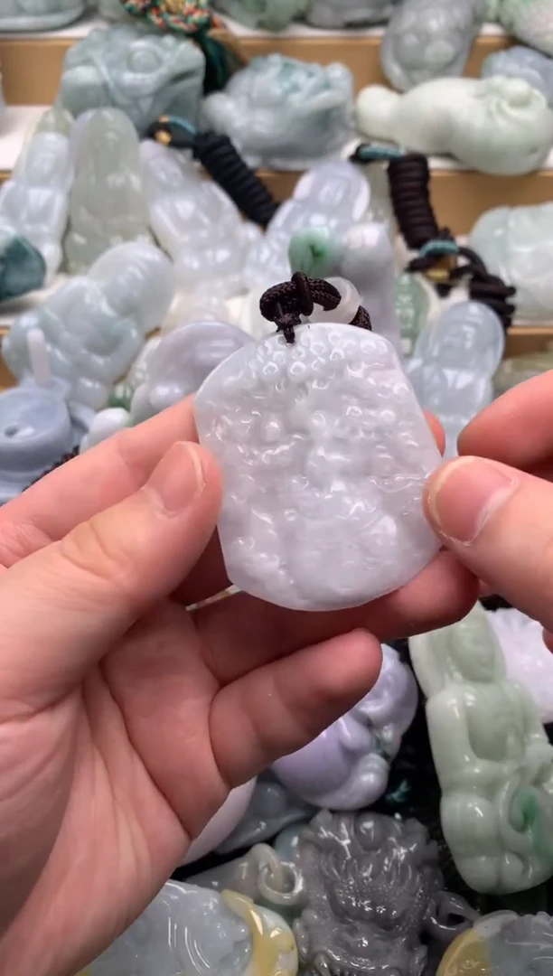 吊坠(不含链)未镶嵌翡翠1