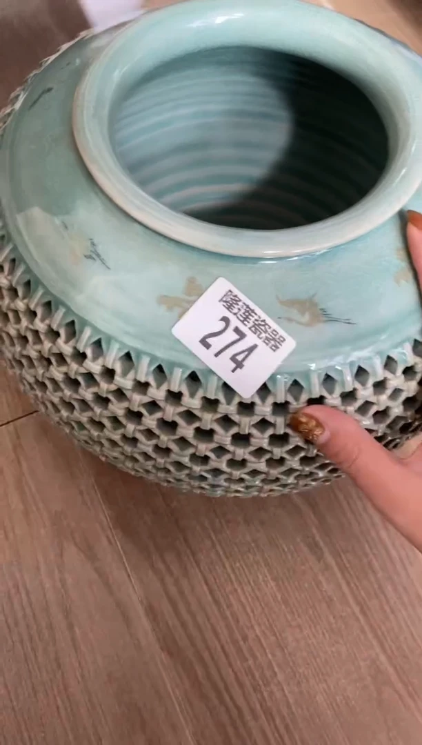 瓷片蓝*隆莲瓷器欢迎大家